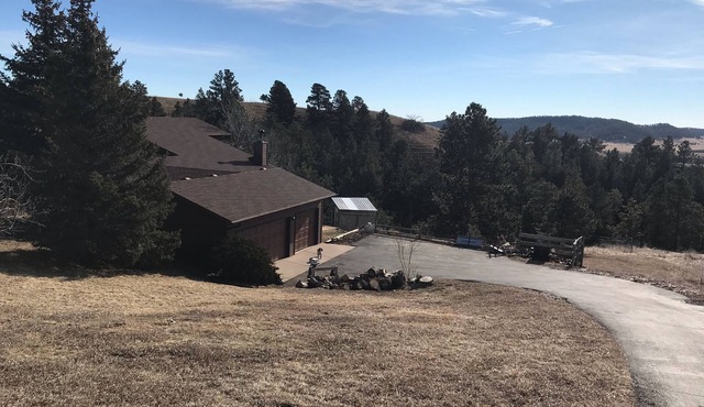 Scenic getaway with easy access to Rapid City and all the Black Hills offers.