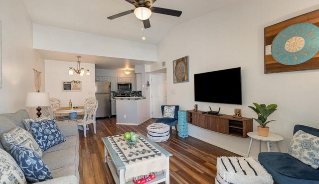 Serene Zen King Bed Condo - Half Mile from Beach