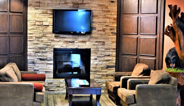 Sigma Inn & Suites Hudson's Hope