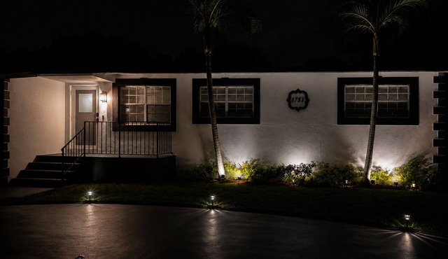 Signature Stay 5 Minutes From Hard Rock Stadium