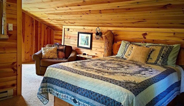 Silver Lining Cabin in the Black Hills near Mount Rushmore