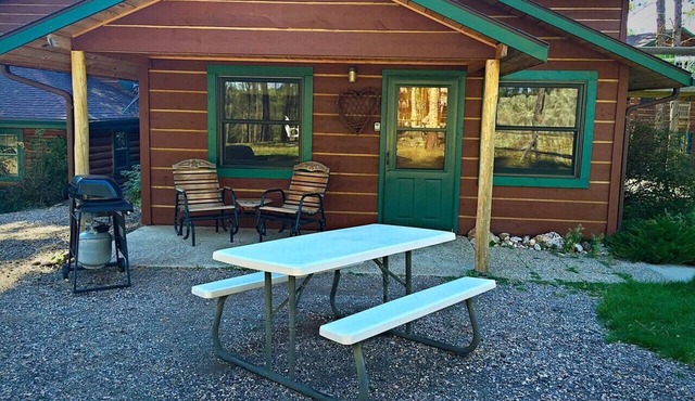 Silver Moon Black Hills Cabin