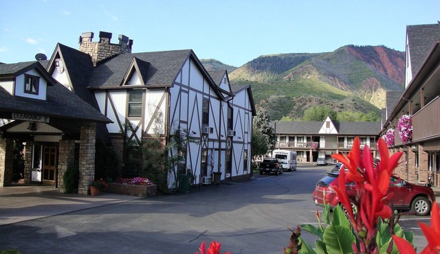 Silver Spruce Inn