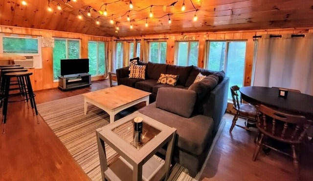 Ski Bethlehem A-Frame with River Access Bring Dogs!