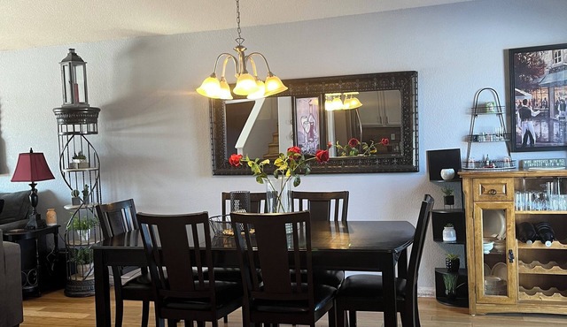 Spacious 4-bedroom house in lovely Summerset with AC