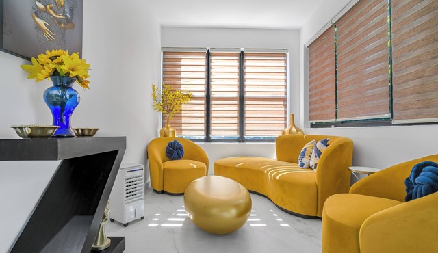 Spacious 4-bedroom house in nice Midtown Miami with AC