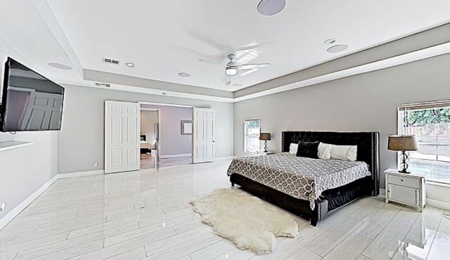 Spacious Home with Pool East Lantana
