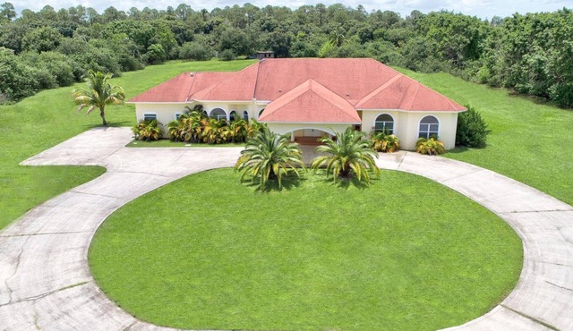 Spacious private property sitting on 5 acres