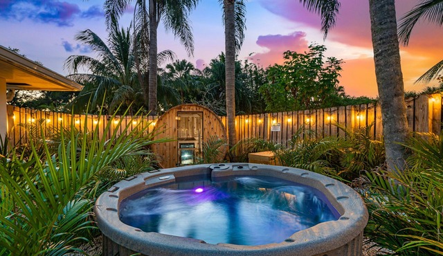 Stunning Retreat - Hot Tub - Sauna - Heated Pool - Games Room- Cold Plunge