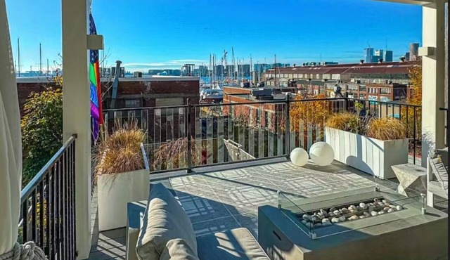 Stunning Waterfront Condo with Boston Skyline Views