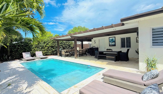 Such as house with heated pool, near to parks and lakes