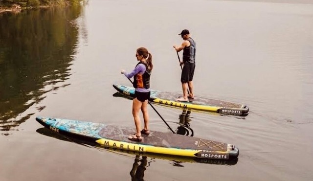 Summer Getaway with Gorgeous Lake Access! August Availability.