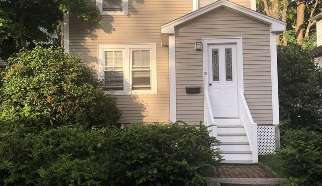 Summer Salt Cottage - Beautiful Bar Harbor! IN TOWN walk to Acadia National Park
