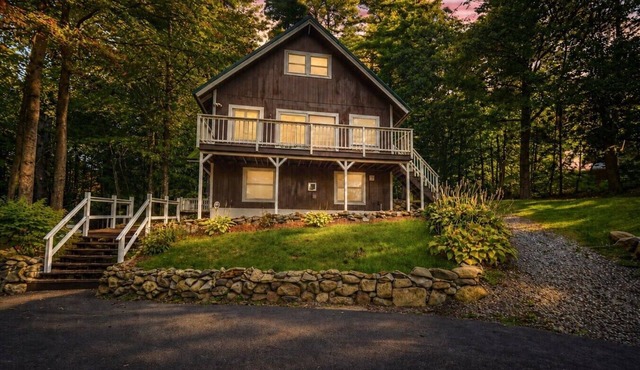 Summit View Chalet | Firepit + Mtn Views | Winni