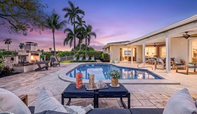 Sunset Canal Oasis | Pool-Hottub | 3 BDR
