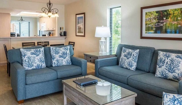 Superb Beach Front Resort with 2 bedrooms and 2 bathrooms