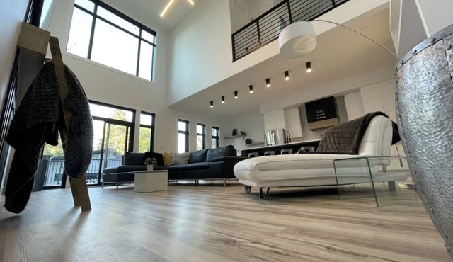 Sylvan Newest Luxury Lake House