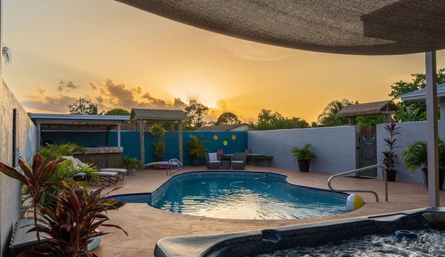 The "Chardonnay Resort" Luxury home with pool/spa