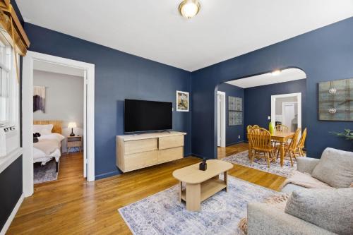 The Cozy Tremont