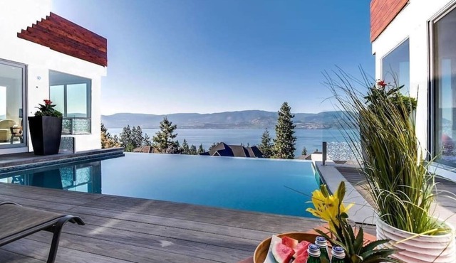 The Infinity Villa | No Service Fees | Theatre