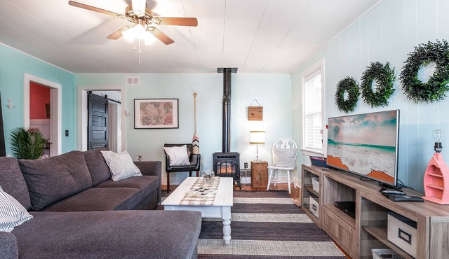 The Lighthouse-beach house perfect for gatherings