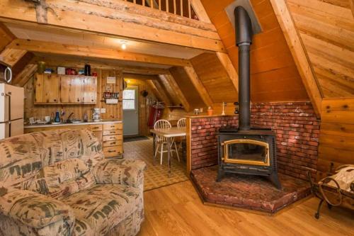 The Papa Bear Cabin - Bear Creek Cabins