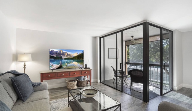 The Ultimate Getaway in Delray Racquet Club - Beach Chic