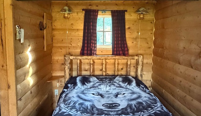 The Wolf Cabin - Bear Creek Cabins