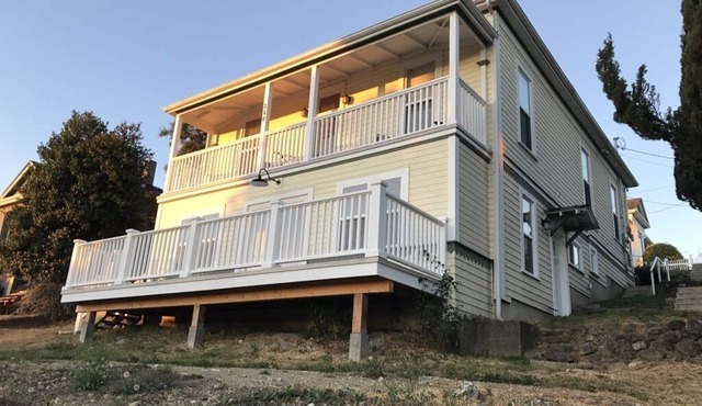 The Yellow House offers an ocean view fully furnished modern suite.