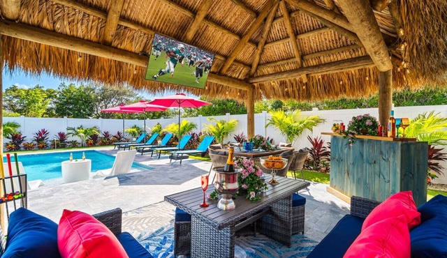 Tiki Hut, Htd Pool, Bar & Putting Greens Near Ave