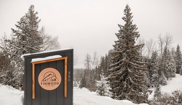 Tinwood Cabins The Descent, Cozy 3 min to Rossland