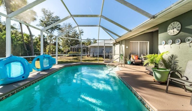 Tranquil 3BR Getaway with Pool, Near Boca Beach