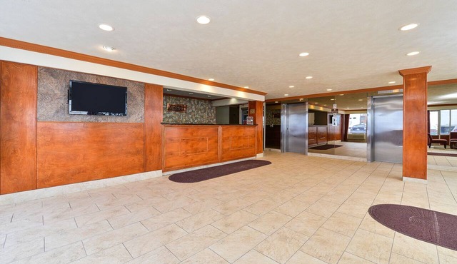 Travelodge by Wyndham Cleveland Airport