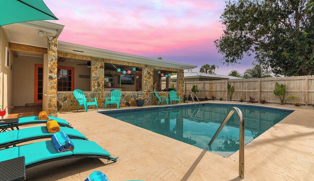 Tropical 4BR Saltwater Pool