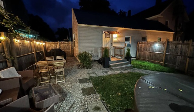Unit 4 - New Lovely unit w/Private HOT TUB & patio!