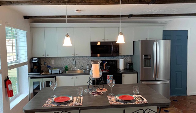Upland Zen Retreat Cottage near Downtown West Palm Beach Pet Friendly