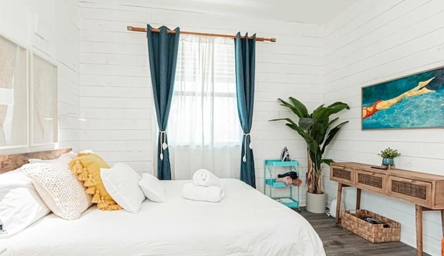 Vanderbilt Beach Studio