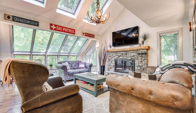 Vermont Mountain Retreat: The Antler House