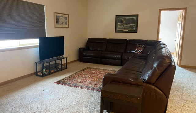 Very Nice 2 bedroom, 2 bath apartment. One block from downtown Big Piney, WY