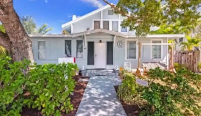 Vintage Coastal Cottage 7bed/3bath