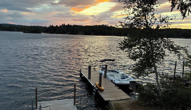 Waterfront Home With 2 docks Great lake location.
