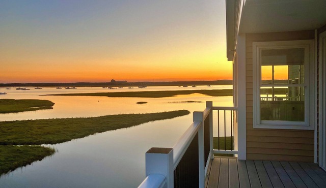Waterfront - marsh side with EPIC views of Hampton Harbor and outside deck!