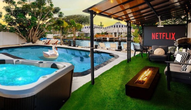 Waterfront w/Beach Htd Pool Cinema Game-Room Spa