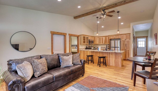 Wild West Gold Town-15 Min from Mt Rushmore 1 Bedroom