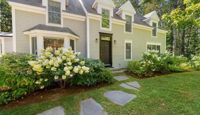 Wildes Woodland Retreat Firepit Close Dock Sq