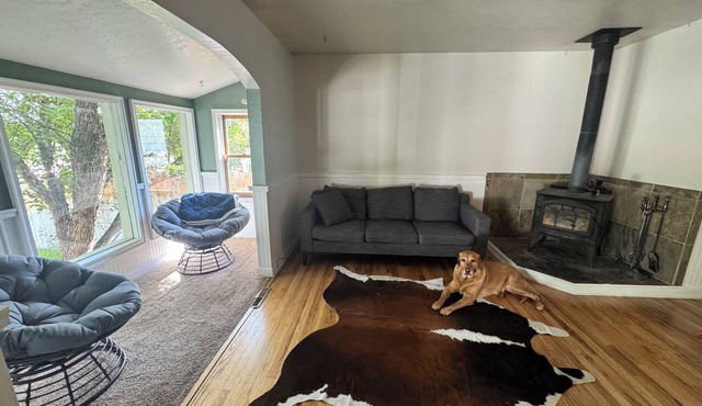 Wonderful home! 4-bedroom 3 full bath, in heart of Gunnison for your getaway.