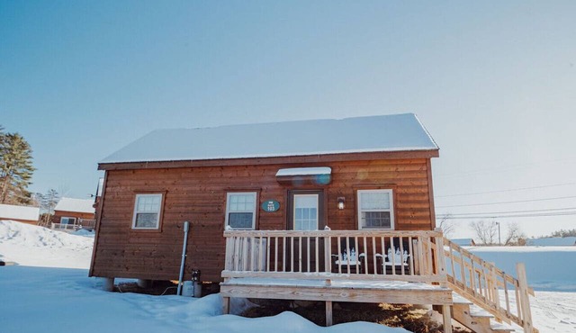 Wooded Mountain Retreat White Mountains Cabin