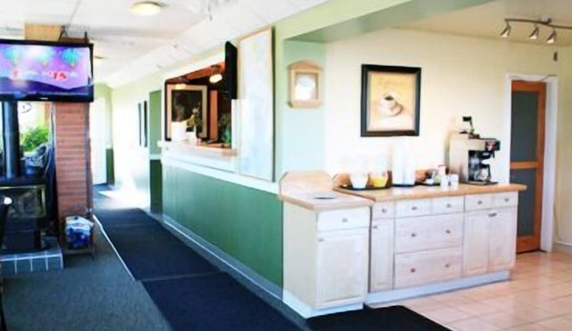 Woodland Motor Inn