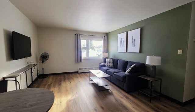 WorkStay Lodging - Kincaid SK