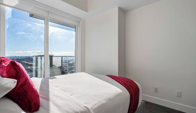 YYC Tallest Residential Tower - Parking, AC
